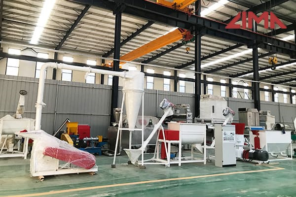 300kg/h fish feed making machine Feed size 7 mm Namibia